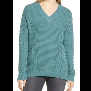 Caslon Cable V-Neck Sweater - Teal Britt (L)